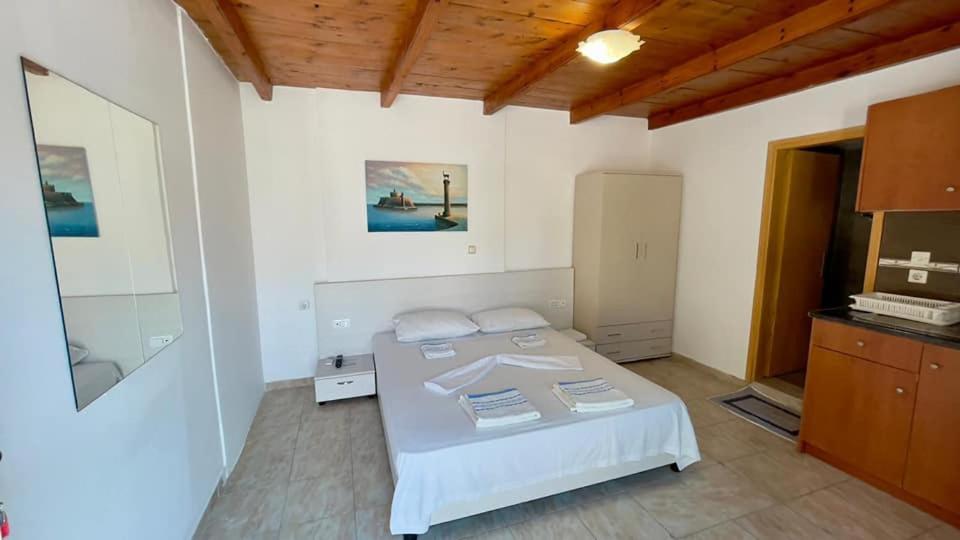 Iris Studios Archangelos  Exteriér fotografie